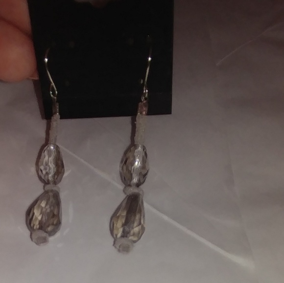 💝Free with Clothing purchase! Crystal Dangles - Picture 2 of 4